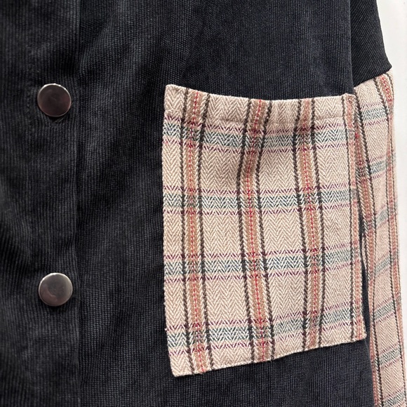 Plaid Sleeve Black Corduroy Button Down Shaket (MED) Button up - Picture 3 of 9